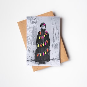 Lustige Weihnachtskarten - verkleidet als Weihnachtsbaum