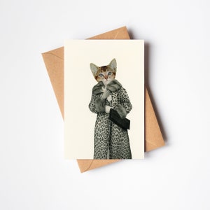 Tarjeta de felicitación de gato: gatito disfrazado de gato