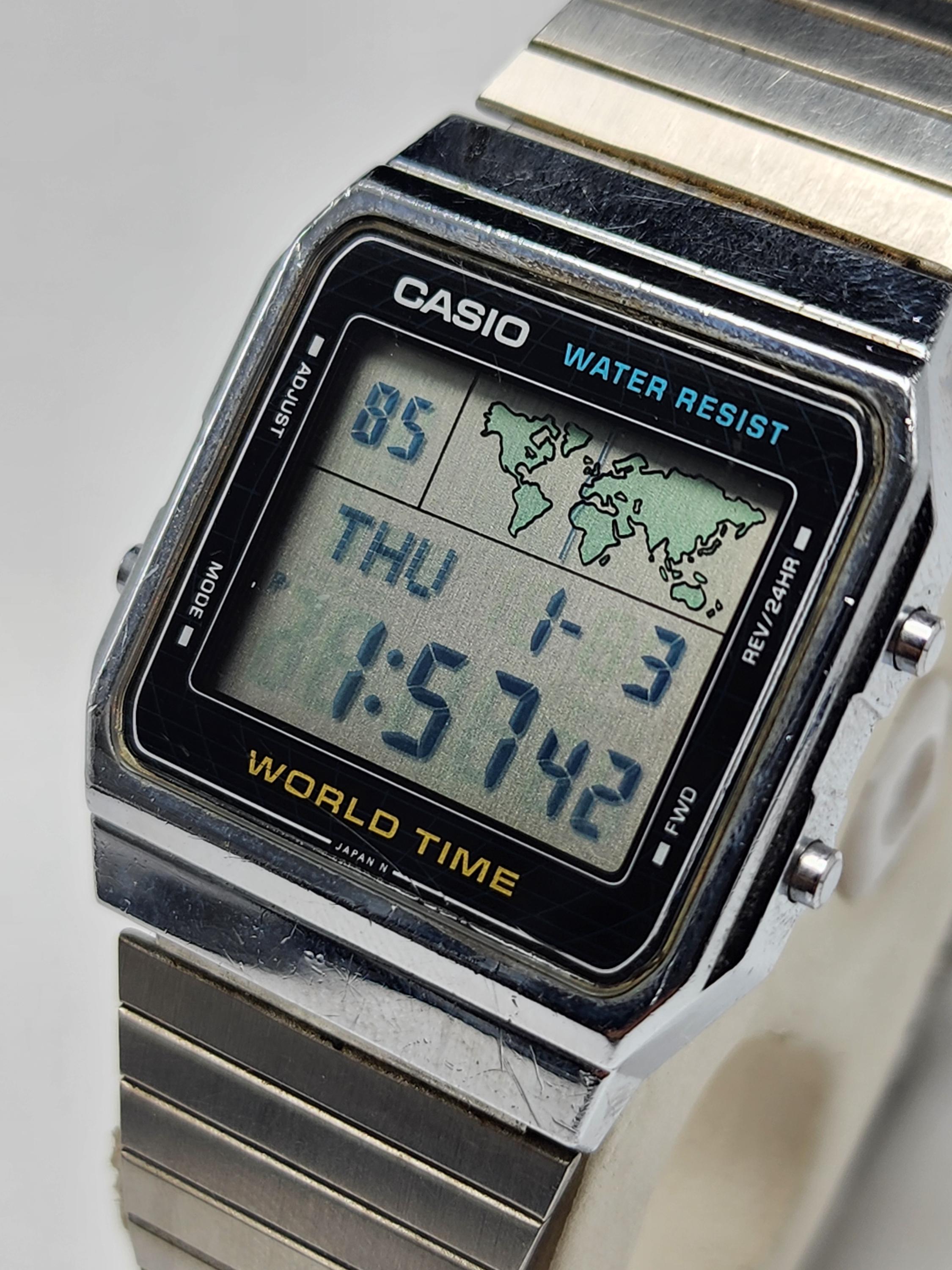 ULTRA RARE Casio World Time A300U Japan 636 Module Vintage 1980s