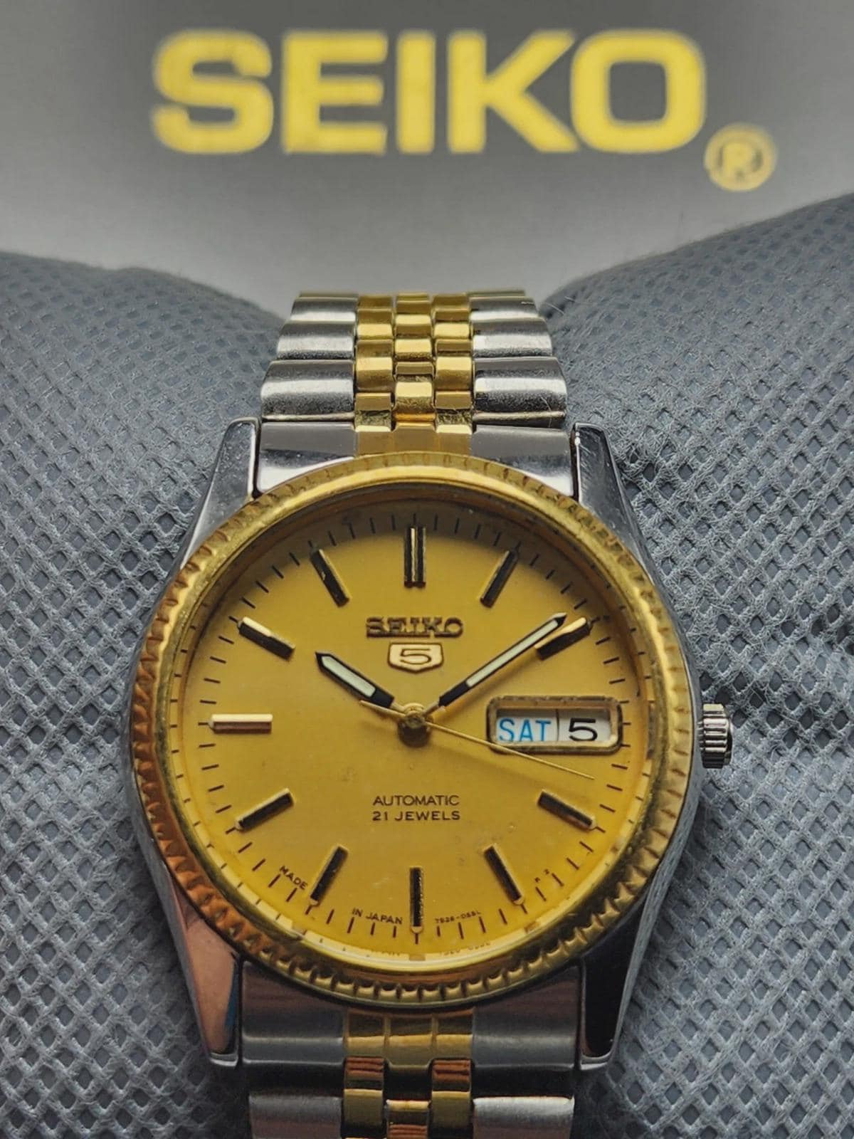 Boxed Seiko 5 SNXJ92 7S26-02S0 Gold Dial AT Day/date 21J Men's