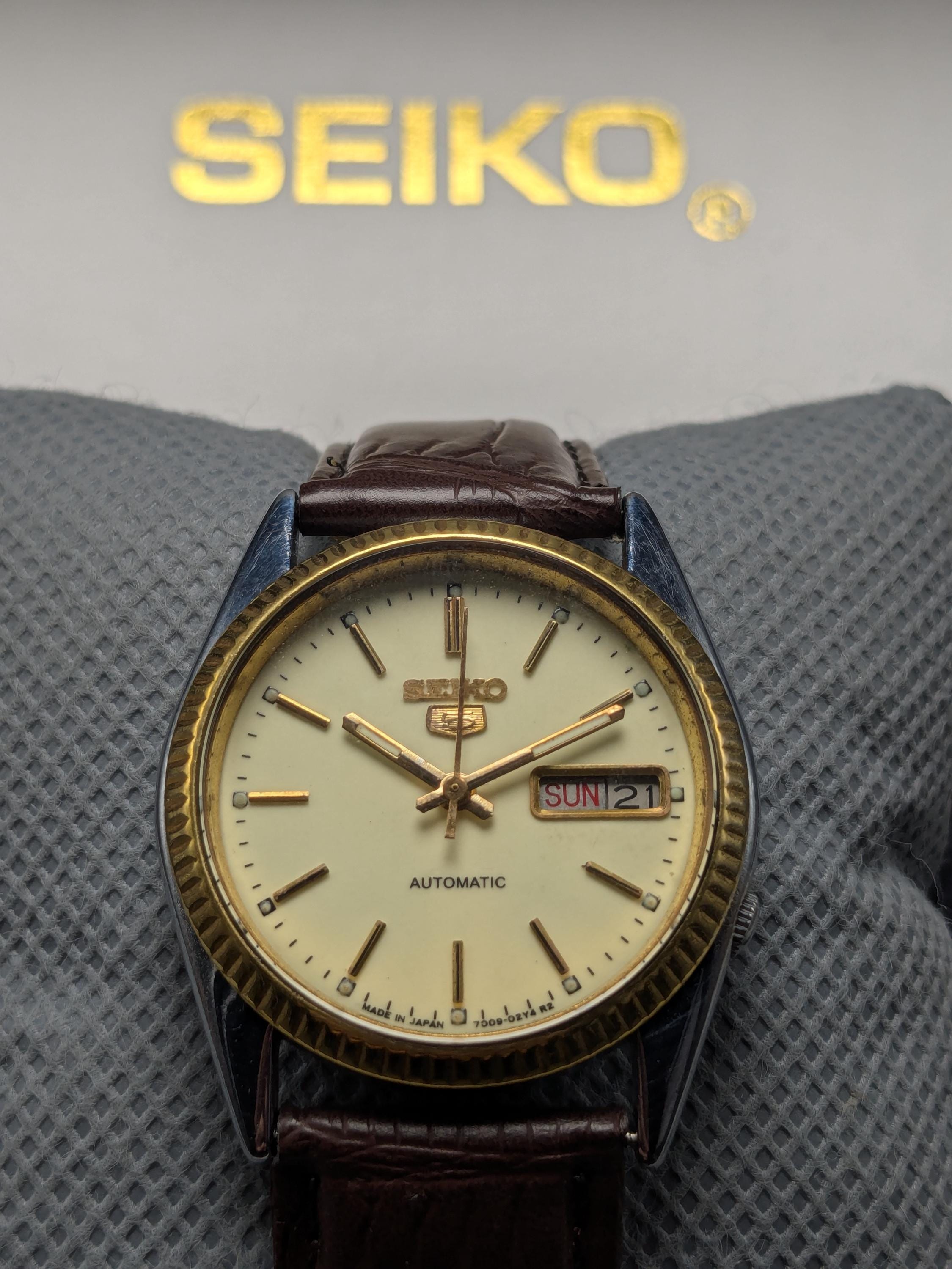 Boxed Seiko SNXJ90 President Glowing Dial Day/date Two Tone 7009