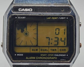 Vintage Casio Mens Rare LCD Alarm Chronograph CS-831 Japan 231