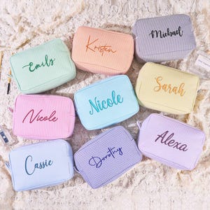 Embroidered Name Seersucker Makeup Bag, Bridesmaid Makeup Bag, Monogrammed Toiletry Bag, Bachelorette Party Favor, Bridesmaid Gifts for Her