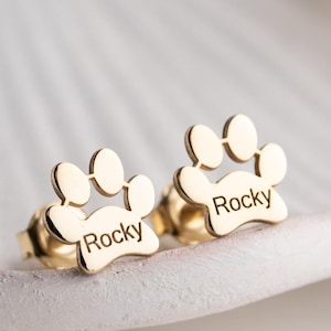 Engraved Paw Name Silver Earrings Tiny Paw Print Gold Studs Pet Remembrance Gift Gold Paw Print Dog Mama Gift Sterling Silver Pet Gift