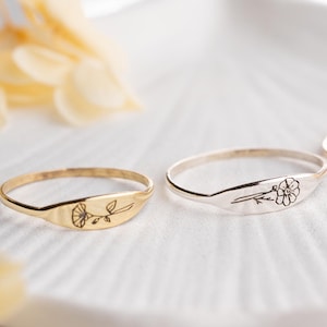 Engraved Birthflower Ring Gold Birth Flower Gift for Grandma Silver Floral Signet Ring Custom Dainty Birth Flower Ring Personalized Jewelry