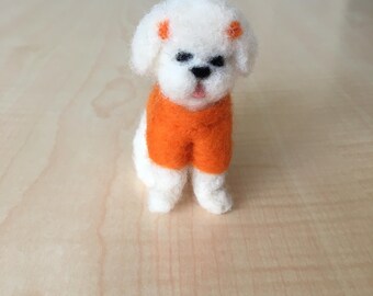 Handmade Felt Toy Poodle Plush: Collectible Dog Keychain