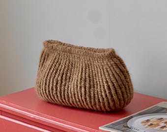 Paloma Clutch Knitting Pattern - Knit makeup bag pattern - English