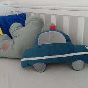 柔らかいベルベットの抱き枕車、パトカー、手作りの男の子の部屋の装飾、ベビーシャワーのギフト