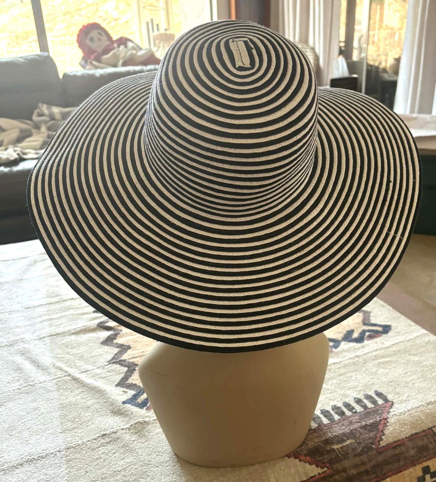 Filippo Catarzi Wide Brim Straw Hat Italy Sun Hat Black Trim Womens One Size Vintage the Hats Company Filippo Catarzi Italy Black White  main image 2