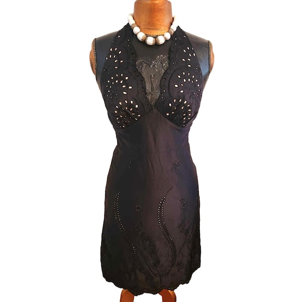 Vtg. White House Black Eyelet Market Black Polyester Halter Dress Size 4 Tie in Back