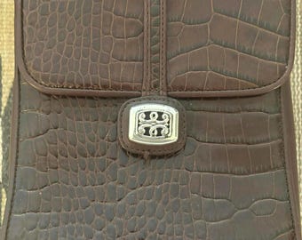 Borsa a tracolla vintage BRIGHTON One World in pelle marrone con stampa coccodrillo in nichel