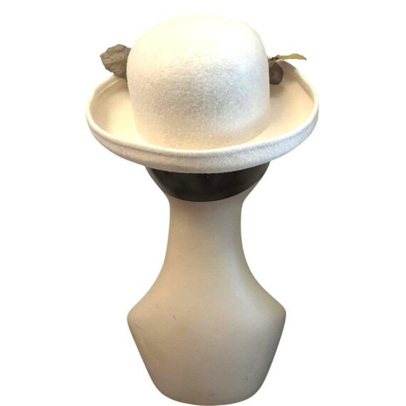 Vintage Ivory Wool Felt Hat Made USA Floral Trim … - image 8