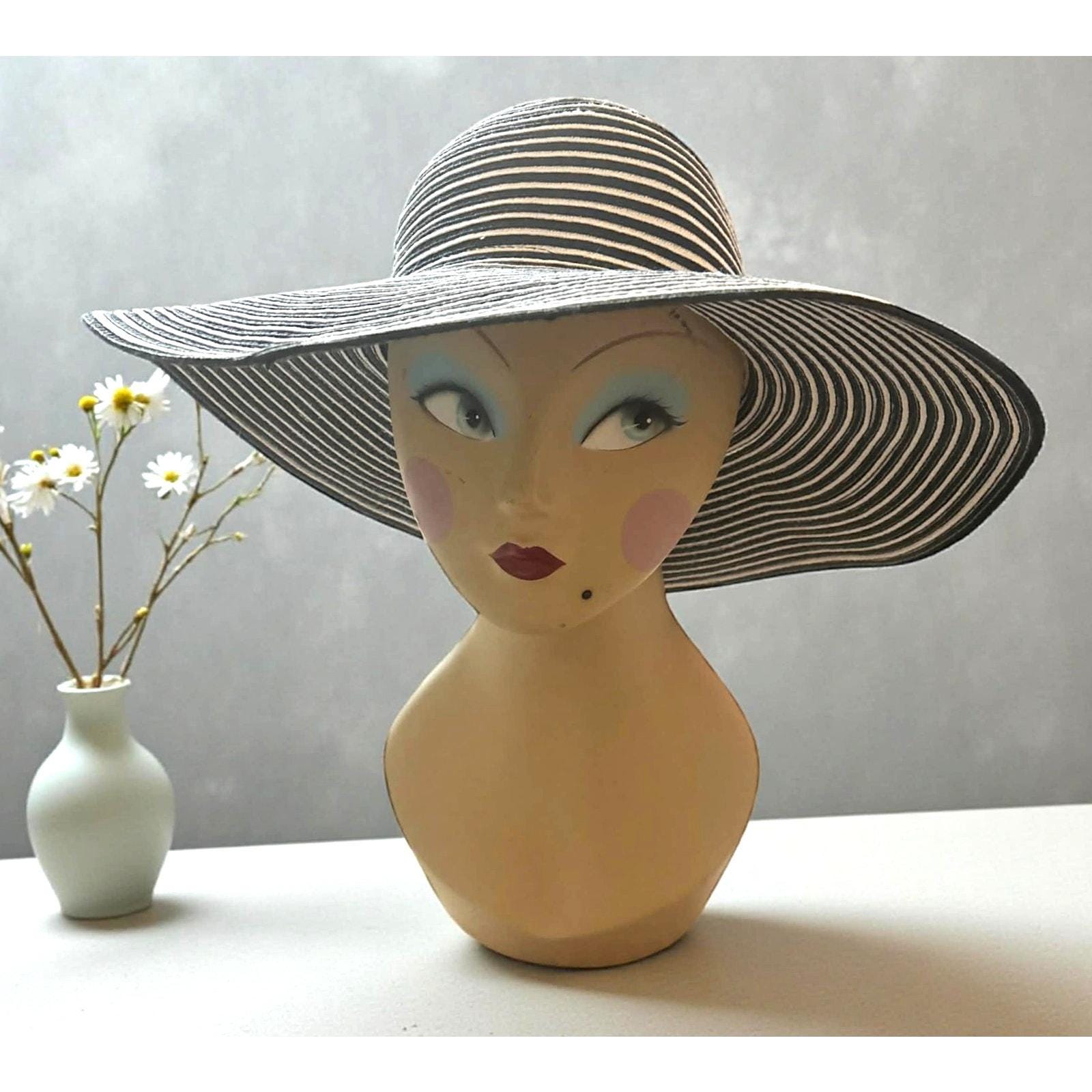 Filippo Catarzi Wide Brim Straw Hat Italy Sun Hat Black Trim Womens One Size Vintage the Hats Company Filippo Catarzi Italy Black White  main image 3