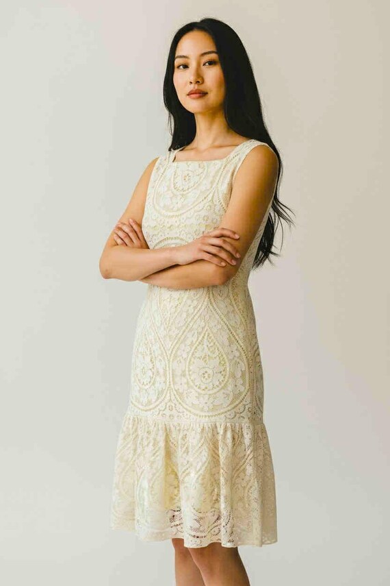 cream lace dress sleeveless Cream Lace Tiered V-Neck Sleeveless Maxi Dress