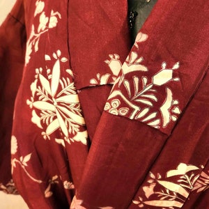Vintage Padded Asian Silk Floral Kimono Jacket Rust Pink Gray Tie Front Size LG zdjęcie 5
