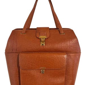 vintage des années 1960 cartable en cuir camel seau sac à main matériel en laiton doublure en daim