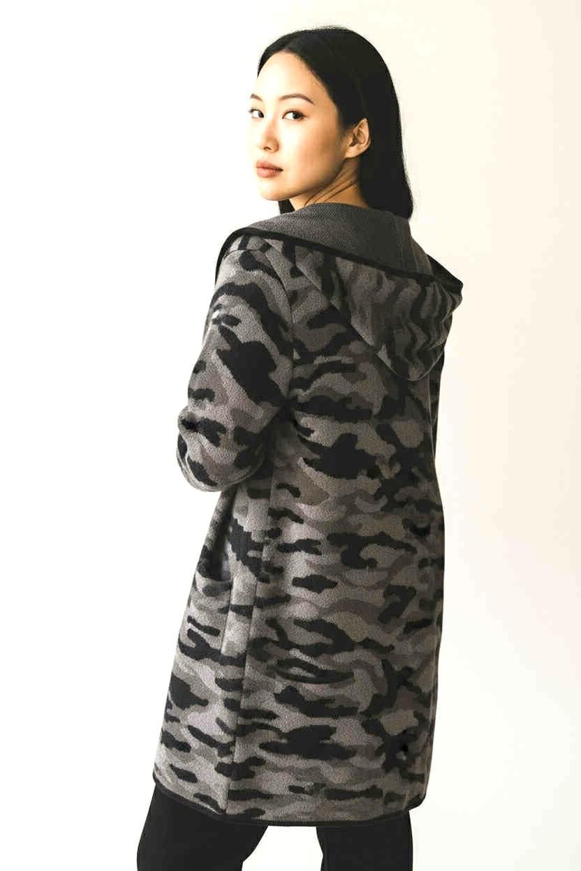 Vintage Rachel Zoe Camo Print Knit Cardigan Hoodie Sweater Size XS