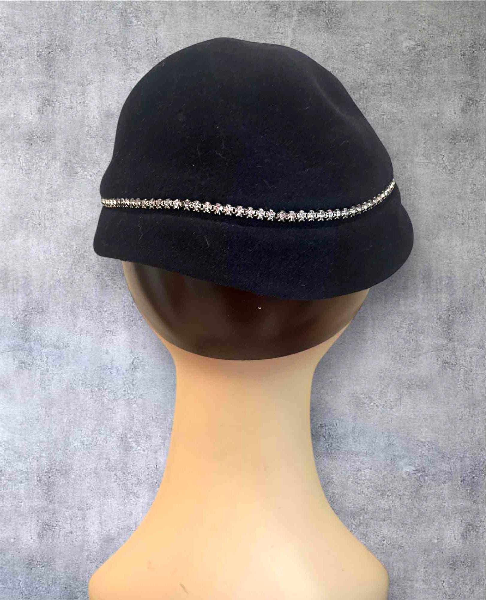 Vintage the Wm. H Block Co Indianapolis Velour Navy Cloche 