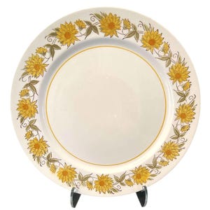 Vintage Mikasa 70&#39;s Mediterrania Round Platter Caracas 4008 YE Floral Pattern