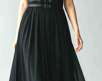 Vestido vintage de crepé negro de los años 60, corte en A, 3 hebillas en la cintura, falda amplia, talla M EUC.