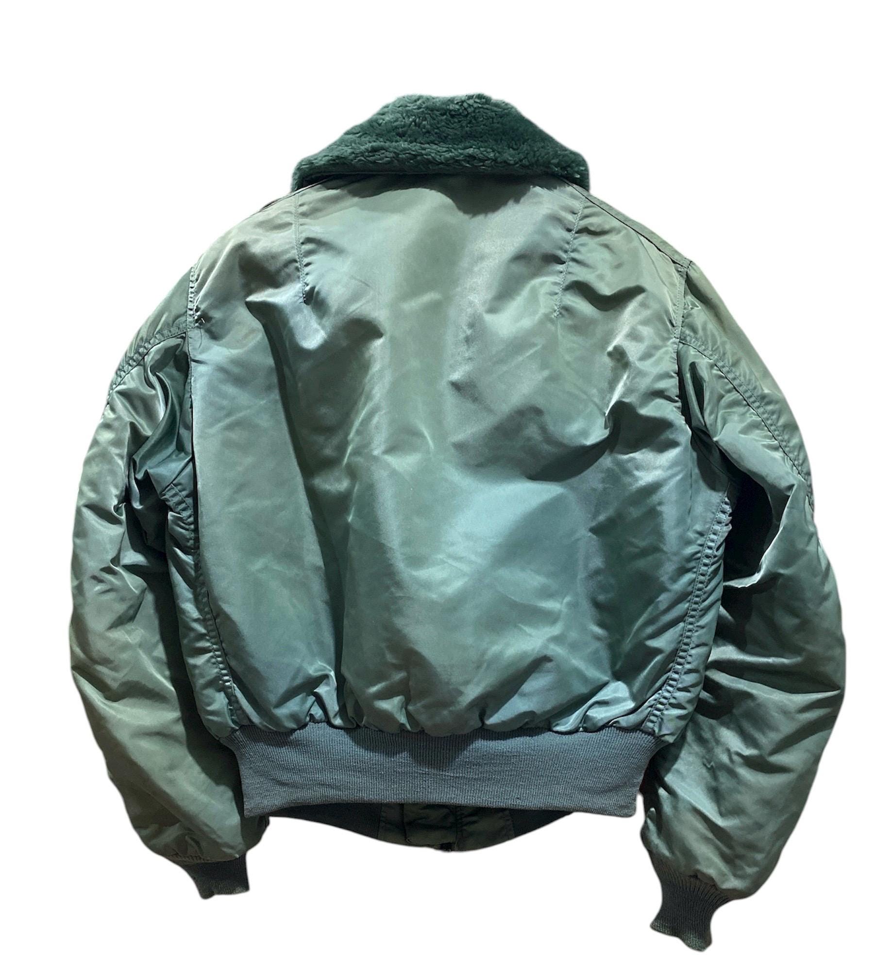 vtg alpha B-15D USA製　ma-1 flight jacket Vintage Alpha Industries B-15 D USAF Ma-1 Bomber Jacket Made Usa