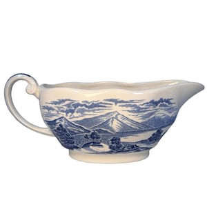 Royal Warwick Loch Maree Gravy Boat Lochs of Scotland Blue White England MCM