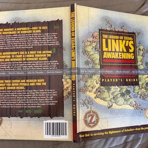 The Legend Of Zelda Link&#39;s Awakening Hardcover Repro Player&#39;s Guide Game Boy