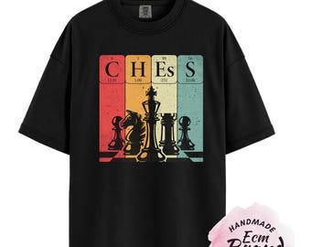 Chess Shirt Vintage Style, Retro Chess Pieces Graphic Tee, Chess Player Gift Shirt, Strategy Board Game T Shirt, Gift for Chess Lover