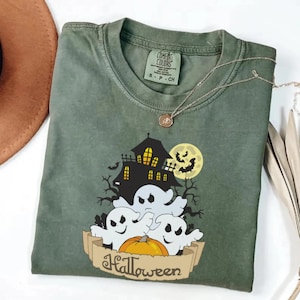 Comfort Colors®Halloween Ghost Shirt –  Haunted House Graphic Tee, Cute Spooky Ghost Pumpkin Shirt, Retro Scary Season T-Shirt