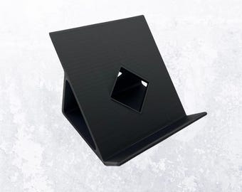 Soporte para pedal de guitarra de escritorio o estantería. 45 grados. 60 mm - 200 mm.
