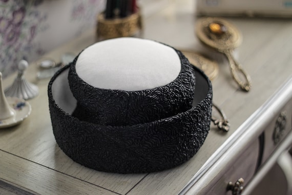 1950s Hat Dachettes' by Lilly Dache Black Ivory Br