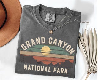 Grand Canyon Retro Sunset Shirt: Arizona Hiking Souvenir Tee