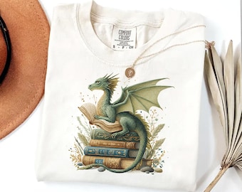 Shirt Dragon Reading – Vintage T-shirt Fantasy Book Lover – Comfort Colors Graphic