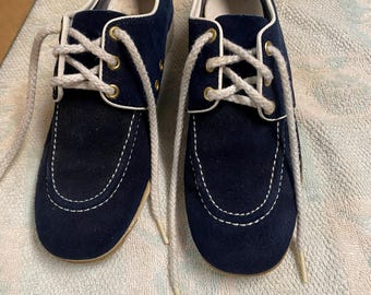 Dexter Bowling Shoe - Women's SIZE 5 - Blue Suede Shoes