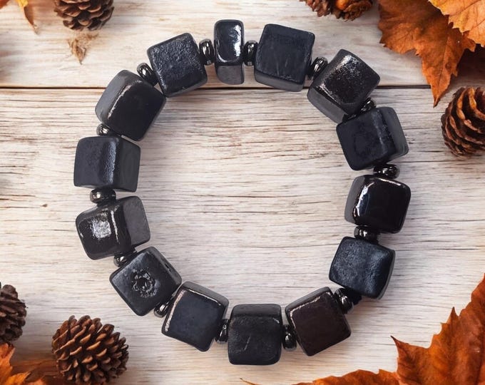 Handmade, flexible ceramic bracelet made of small cube-shaped beads 13 pcs