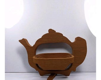 Cesto a fisarmonica pieghevole in legno a forma di teiera di John Keim, ispirato a un albero di pere, firmato, anni '90.