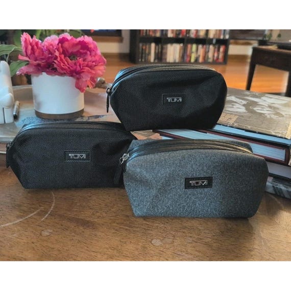 Tumi for Delta Airlines Amenity Kits Lot 3 Unused Kiehls Malin Goetz Travel Bags
