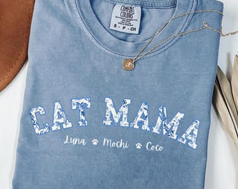 Custom Cat Mama Shirt, Cat Mom Comfort Colors Shirt, Floral Cat Mom Tee, Personalized Cat Lover Gift, Cat Mom Gifts, Cat Parent Shirt