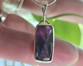 Color-changing Alexandrite Pendant