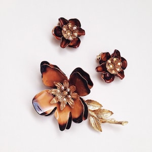 50s/60s enamel pin earring set, vintage rhinestone flower brooch clip on earring, mothers day gift for her