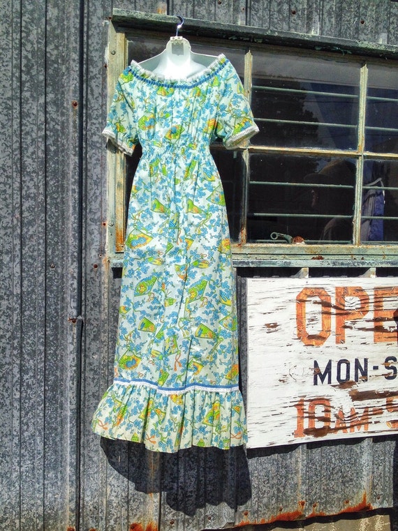 70s ruffled long hippie dress, vintage floral pri… - image 4
