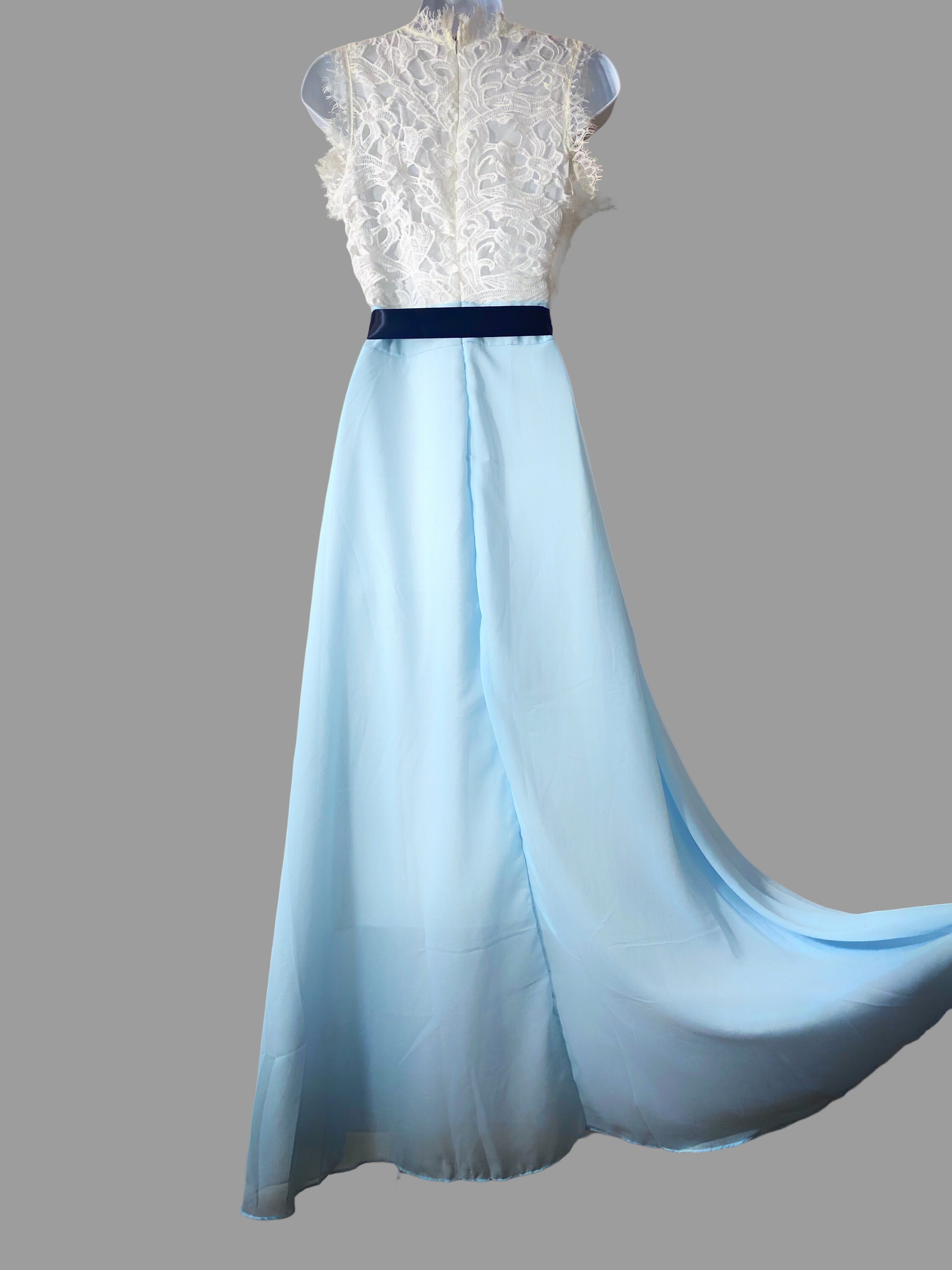 Vintage White Lace Top Blue Chiffon Gown, Sleeveless Mock Neck (36/28/38)