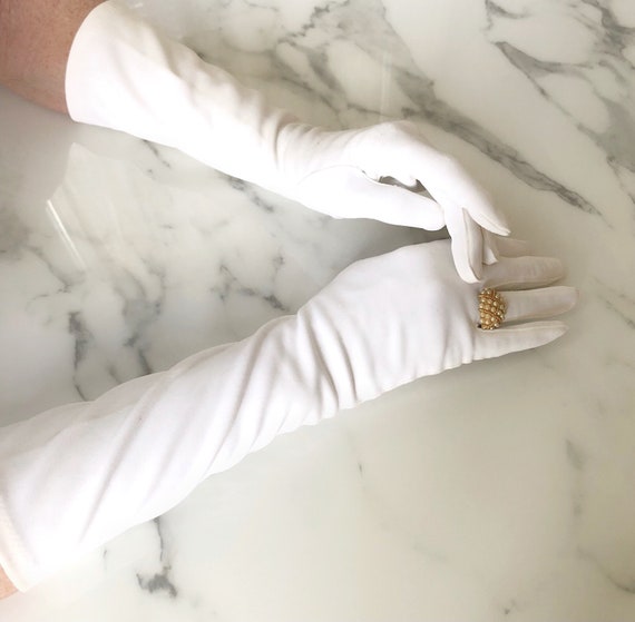 60s ivory opera gloves, van raalte nylon wedding … - image 5