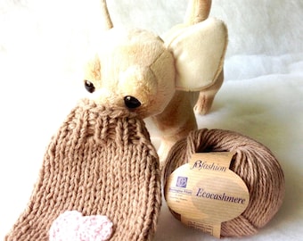 Maglioncino per cani in cashmere ecologico lavorato a mano con cuore, stile italiano
