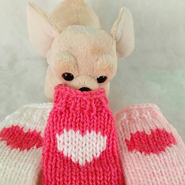 Knit sweater with heart for small dogs, Chihuahua sweater in mohair wool, Sweater for Teacup dog, Yorkie jumper, Gift for pets lover