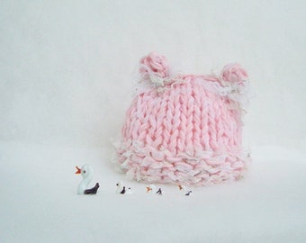 Pink newborn girl beanie photo prop, Baby girl hat, Animals baby girl hat, Knit newborn hat Photography prop, Romantic girl infants hat