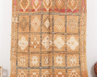 Vintage Berber Boujaad Rug, Handwoven Moroccan Wool Carpet, 5.7 x 8.5 FT