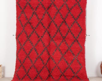 Vintage Red Boujaad Rug, 5.5x10 FT Moroccan Wool Carpet