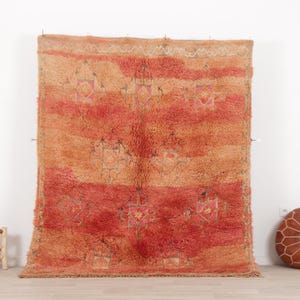 Vintage Boujaad Rug: 5.7 x 7.1 FT Handmade Moroccan Wool Carpet