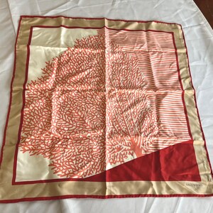 Foulard Claudio Valentino Paris En Soie 90x90 Cm - Vintage, Rose, Très Bon état
